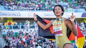 只有男足和女足赚钱了，巴萨发展多个体育项目让俱乐部亏损严重