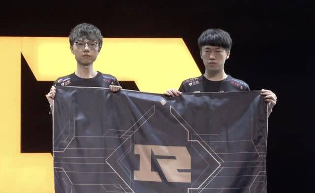 让人眼前一 让人眼前一